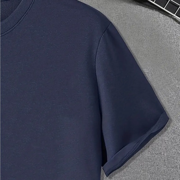 🛑 SOLD 🛑 Land Rover Defender Style Tee 🫶 - Picture 4 of 13